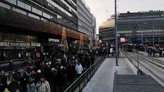 PROTESTOS NA FINLÂNDIA - HELSINKI  - CONTRA PASSAPORTES DE VACINA ️