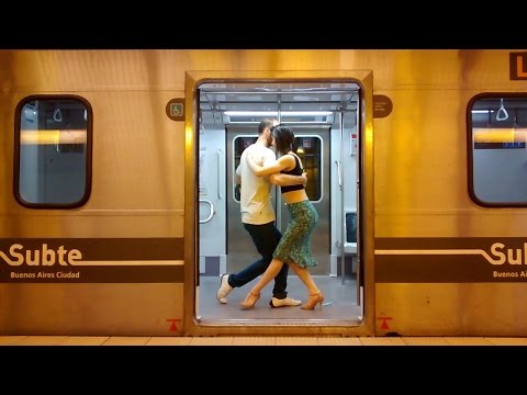 Tango Atorrante - Sin Rumbo, Otros Aires