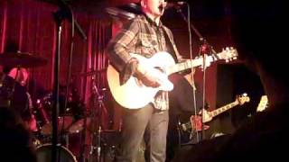 Damien Dempsey Live @ The Luminaire - Spraypaint Backalley