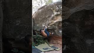 Video thumbnail of Ninja, 7a. Salvanebleau