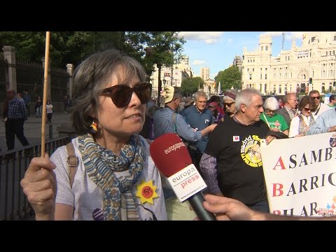 Aniversario 15-M: "La crisis es una estafa creada en EE.UU."