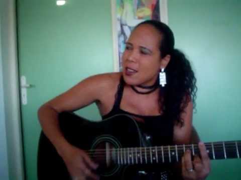 FLO P.G chante WHO THE CAP FITde BOB MARLEY