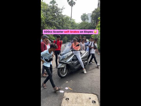 This Piaggio X10 500 is crazy! #shorts #foryou #foryoupage #explore #explorepage #technology #tech