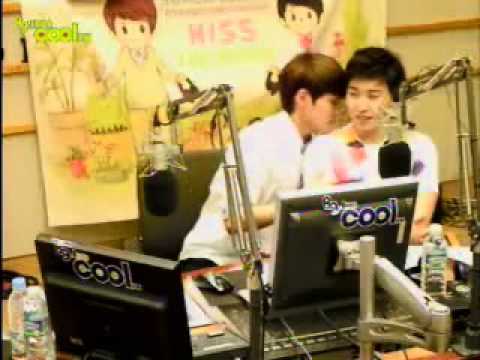 120501 Sukira - Ryeomin smelling cut