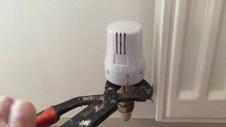 Thermostatic radiator valve stuck in off position