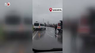 Ambulans İle İşçi Servisi Çarpıştı 11 Yaralı