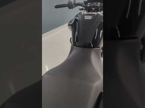 PPF ON FZ V3 ✨ NEXTGEN GRAFITE COATING 🥵🎇 #graffiti #coating #fz #v3s #viralvideo #viralshorts #bike