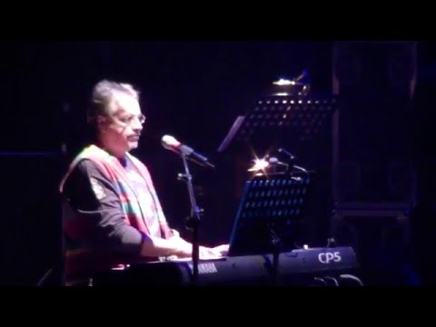 Wallflower - Silvano Borgatta ft. Sunshine Gospel Choir