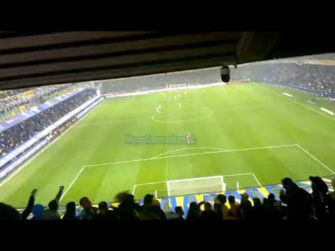 "Yo paro en la 12. Todos los momentos q viví. Boca-Estudiantes" Barra: La 12 &bull; Club: Boca Juniors &bull; País: Argentina