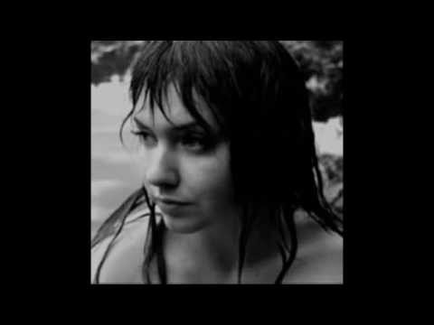 I wanna be (ft Veela) - Stringsapproach