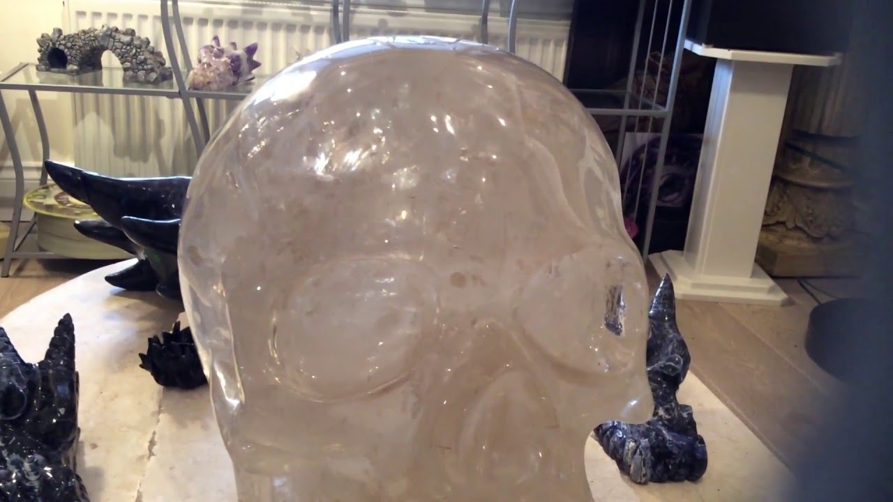 45 kilo Grand Master a Skull “Osiris” carved by the World’s finest Master Carver, Leandro de Souza