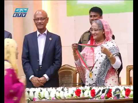 প্রধানমন্ত্রীর হাত থেকে পদক নিলেন ২৬৫ শিক্ষার্থী