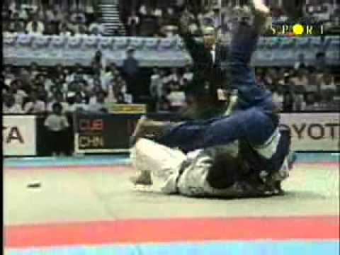 JUDO 2003 World Championships: Danieska Carrion (CUB) - Gao Feng (CHN)