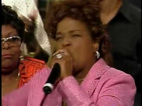 Shirley Caesar - Sweeping Through the City