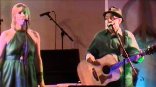 Paul Cotruvo and Toni Bryant sing 'Barton Hollow' by The Civil Wars