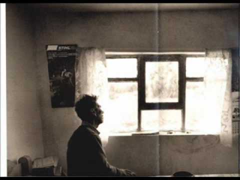 GUSTAVO URBINA - TRES AÑOS  (VALS PERUANO)