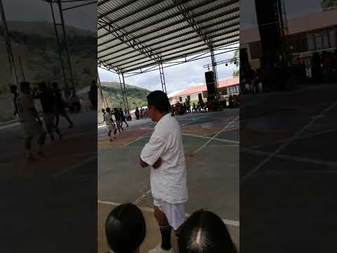 El ambiente deportivo en el barrio Loma Redonda #shorts #olmedo #ecuador
