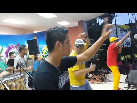 Gerardo Espinoza El Combo de Darwin En Vivo     El Empalme La Guayas Carnavales Recuerdos 