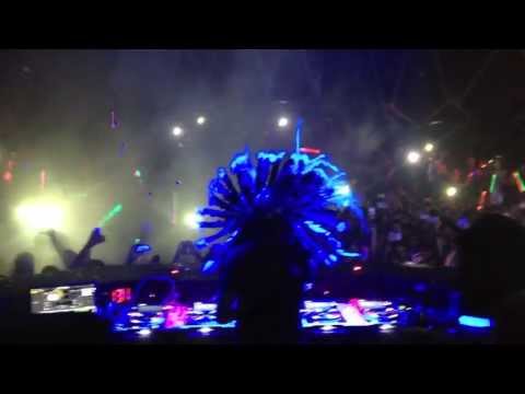 Steve Aoki Live @ Hakkasan Las Vegas - DJ Booth - Set Intro