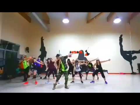 ShaKa Dance®  en vitoria Revolucionando con la fusion de generos dancehall hiphop afro