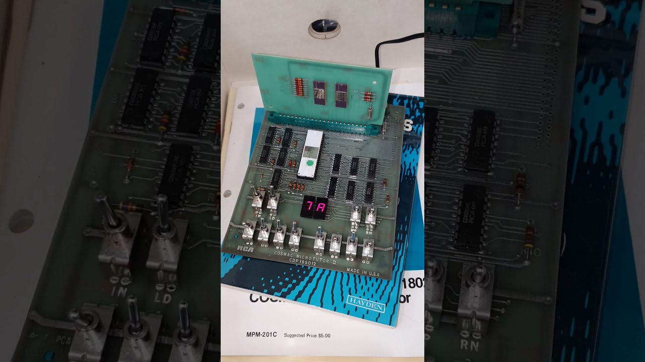RCA Cosmac Microtutor - 256 bytes of RAM - Hardware - Retro Computing