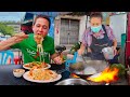 Thai Street Food THAI DRUNKEN NOODLES 5 Must Eat Fried Noodles In Bangkok
