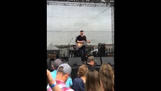 Keep On Fallin&#39; - Eric Paslay