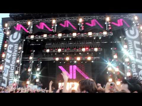 Avicii - Bromance Dynamik @ Ultra 2011 (HD) 1080