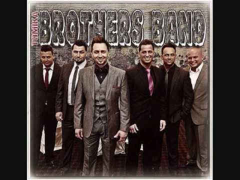 Munadhel Tomika & Brothers Band Khigga Yakoora 04-08-13