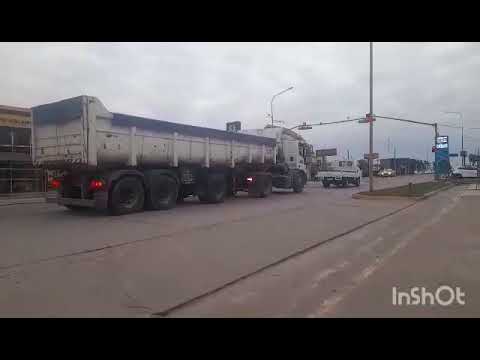 CAMIONES EN RN19 , CIUDAD DE SAN FRANCISCO , CORDOBA , ARGENTINA , VIDEO 281