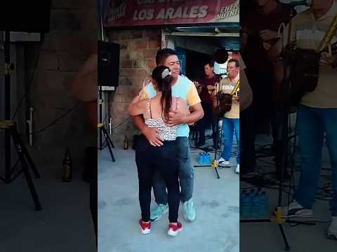 Seguimos en Los Arales con la Carranga 🔥🤠 de Los Navarro🪗 #rumba #baile #carranga