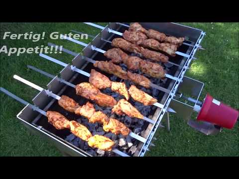 Schaschlik aus Hähnchenfleisch einlegen / marinieren. Saftig und würzig.