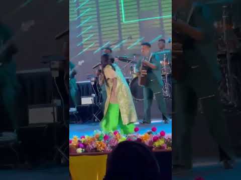 "Os Melhores Momentos do Concerto 'Adoração Profunda' com Nair Nany"