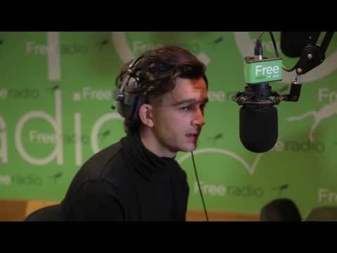 Free Radio Interview with The 1975 - Harry Styles Stand Up & Their Number 1 Album