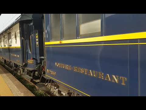 REPORTAGE ESTERNO DEL TRENO DELLA DOLCE VITA IN SOSTA PRESSO VILLA SAN GIOVANNI