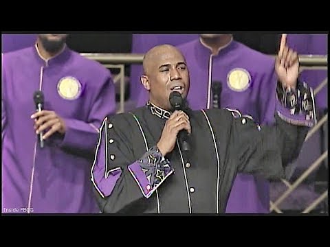 "Reckless Love" Anthony Brown & Young Adult Choir (Presence of the Holy Spirit)