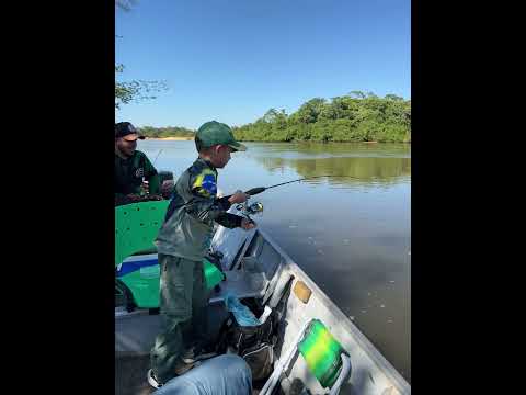 Pescaria em família no Rio Javaé (ilha do Bananal) Lagoa da Confusão - Tocantins.
