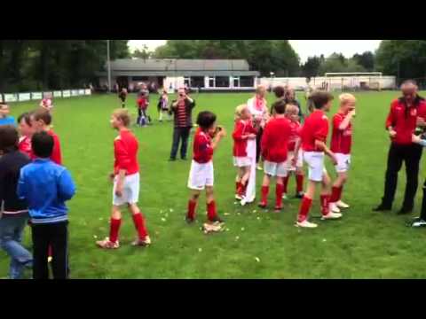 RKVVM E1 kampioen 2012-1