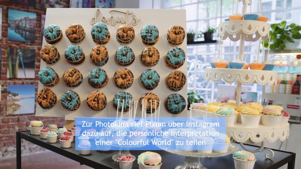 Pixum Ausstellung "Colourful World"
