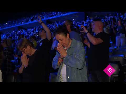 [NAJAVA] Progledaj srcem 'Neka vatra siđe' – vlč. Dražen Radigović i Božja slava band