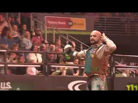 EDNEI CAMINHAS VS ON DA JUICE - PBR DULUTH 2023 - 85.25 PTS #rodeio #rodeo #pbr