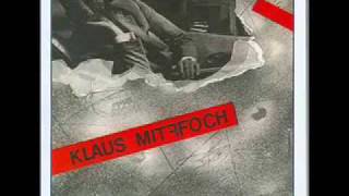 Kadr z teledysku Klus Mitroh tekst piosenki Klaus Mitffoch