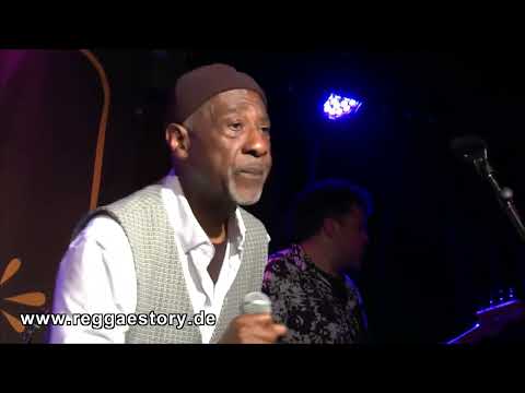 Rudy Mills feat. Keith & Tex & The Steadytones - 5/5 - John Jones - 22.04.2022 - Tanzlokal Naumanns