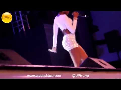 MzVee Performs at Ghana Meets Naija 2015