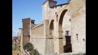 preview picture of video 'Pitigliano (Tuscany) Caratteristico borgo immerso nelle città del Tufo'