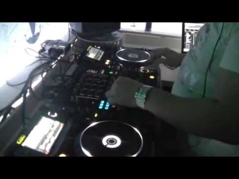 U-Ness & JedSet live at FIESTA CLUB (Silveroom)-Brussels