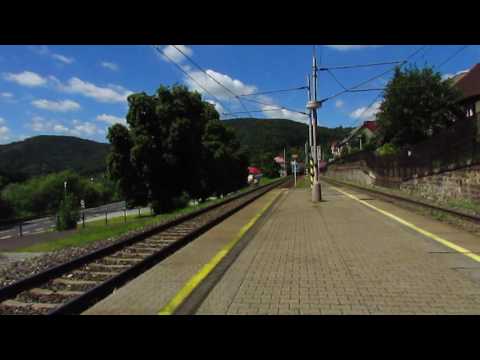 162 019 projíždí Dolními Zálezly