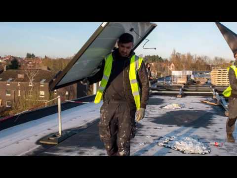 Eneco - Eoluz - Installation de panneaux solaires [Réalisation - Montage]