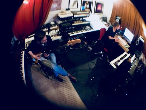 Roos Jonker & Dean Tippet (behind the scenes)