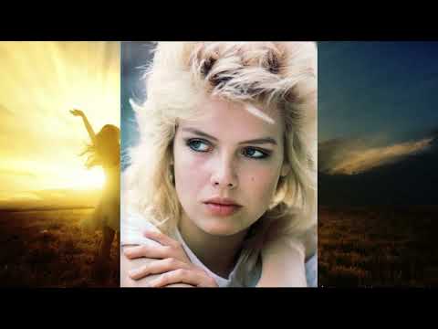 Kim Wilde - Lovers on a beach